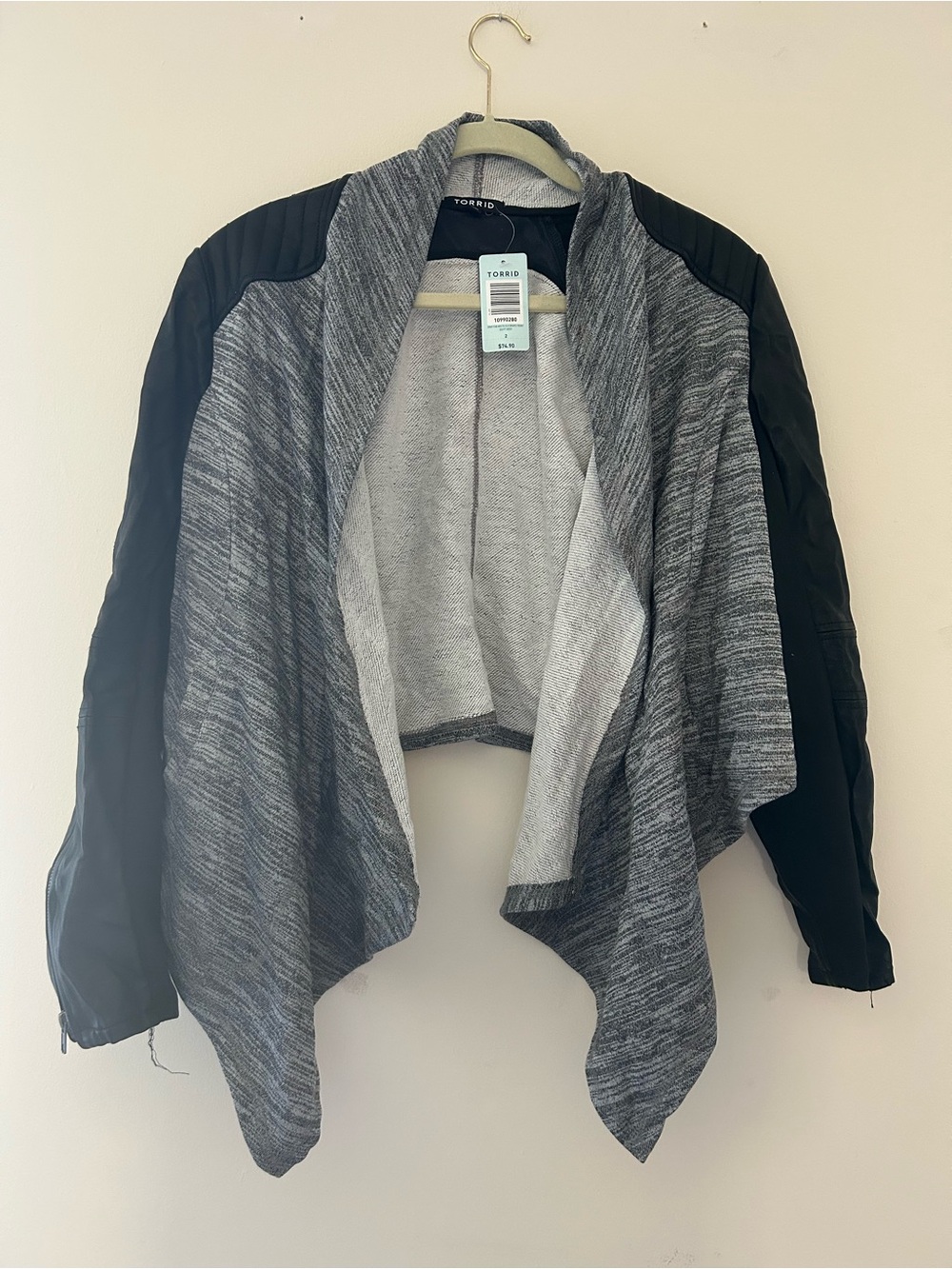 Torrid Size 2 Gray Open-Front Draped Sweater Jacket